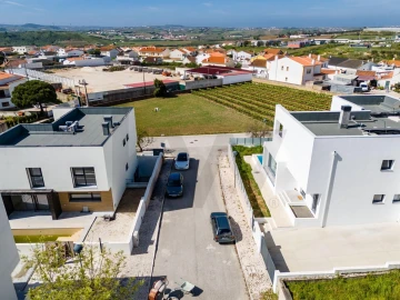 Moradia T4 para Venda em Ponte do Rol