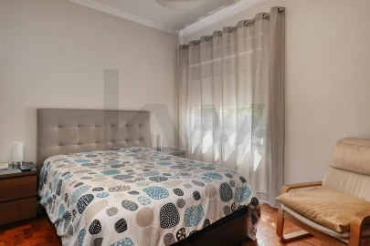 Apartamento T3 para Venda em Agualva e Mira-Sintra
