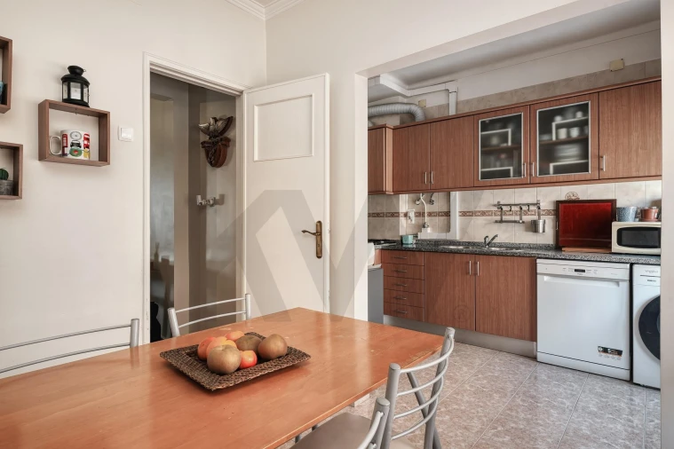 Apartamento T3 para Venda em Agualva e Mira-Sintra Foto 17