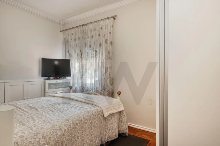 Apartamento T3 para Venda em Agualva e Mira-Sintra Foto 8
