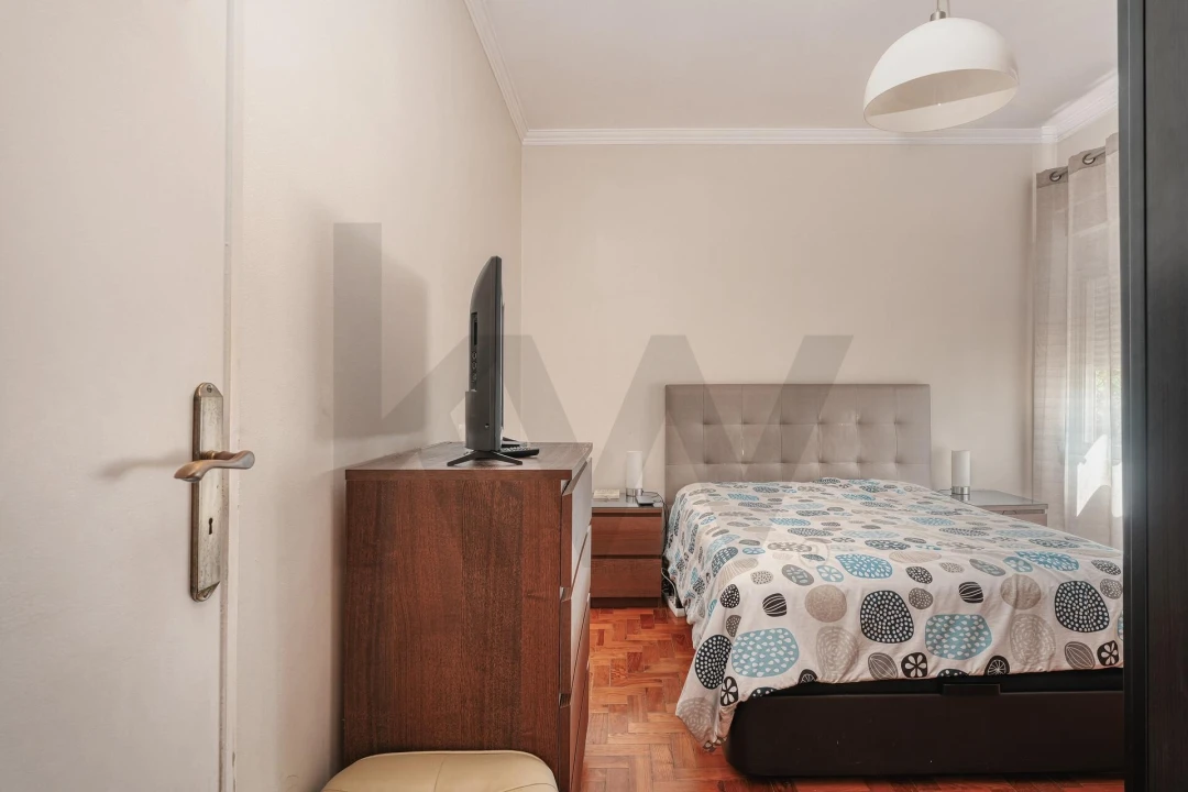 Apartamento T3 para Venda em Agualva e Mira-Sintra Foto 10