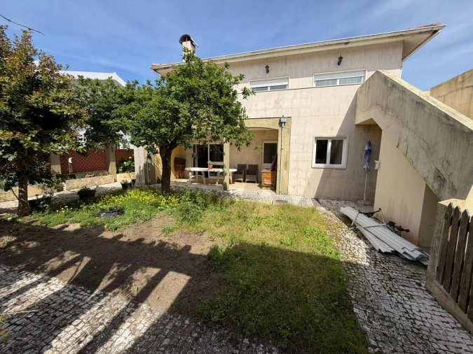 Moradia T5 para Venda em Requeixo, Nossa Senhora de Fátima e Nariz Foto 2