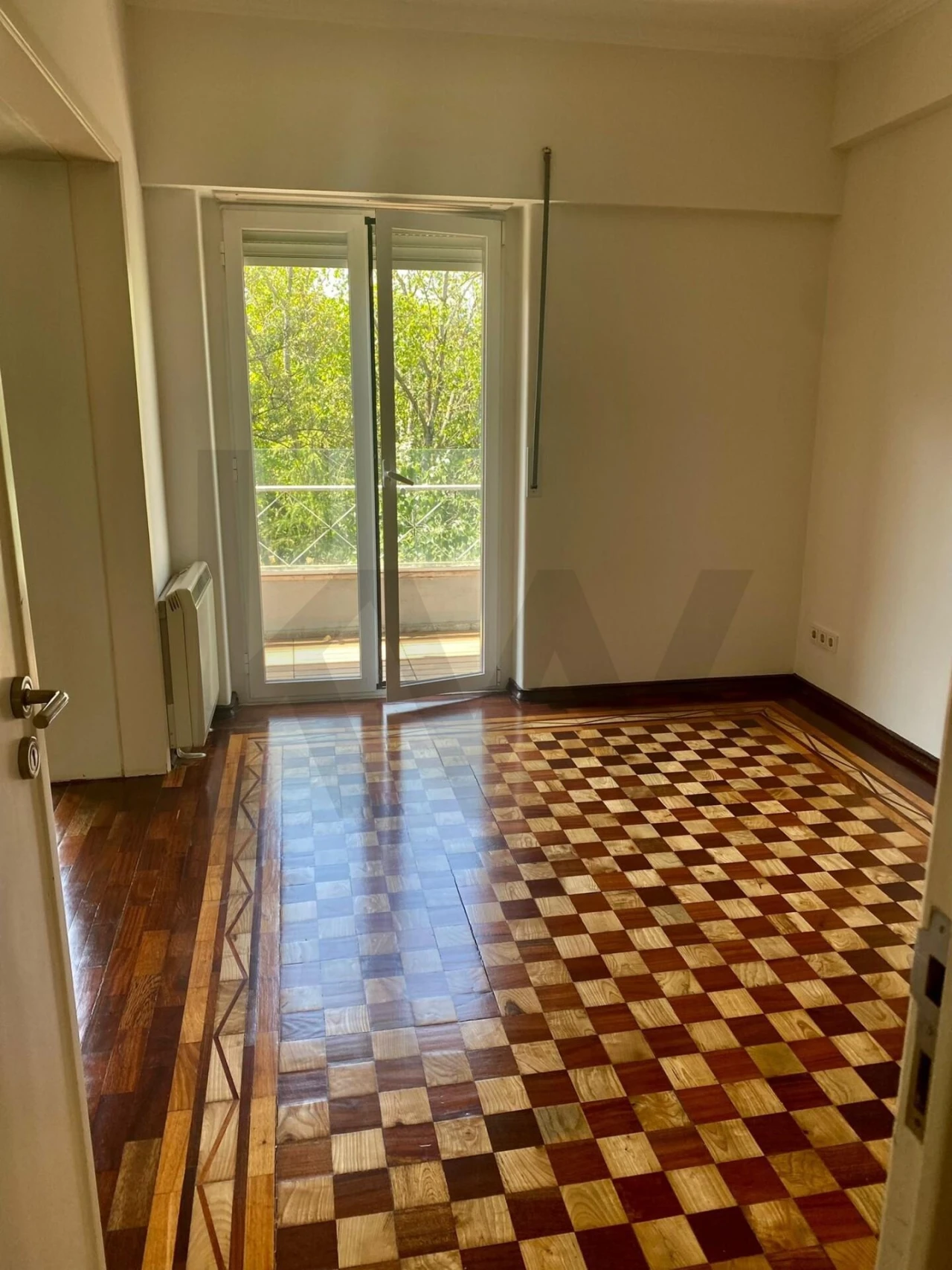 Apartamento T4 para Arrendamento em Avenidas Novas Foto 4