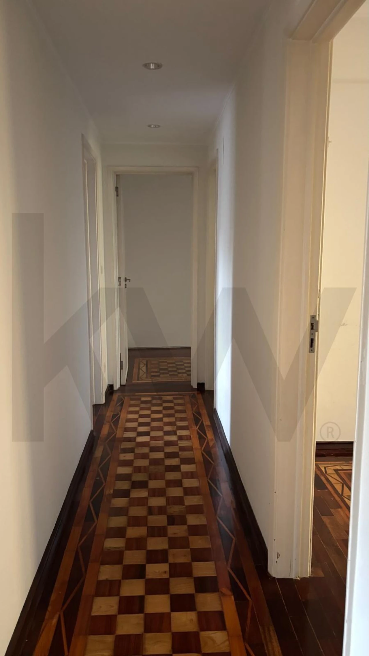 Apartamento T4 para Arrendamento em Avenidas Novas Foto 7