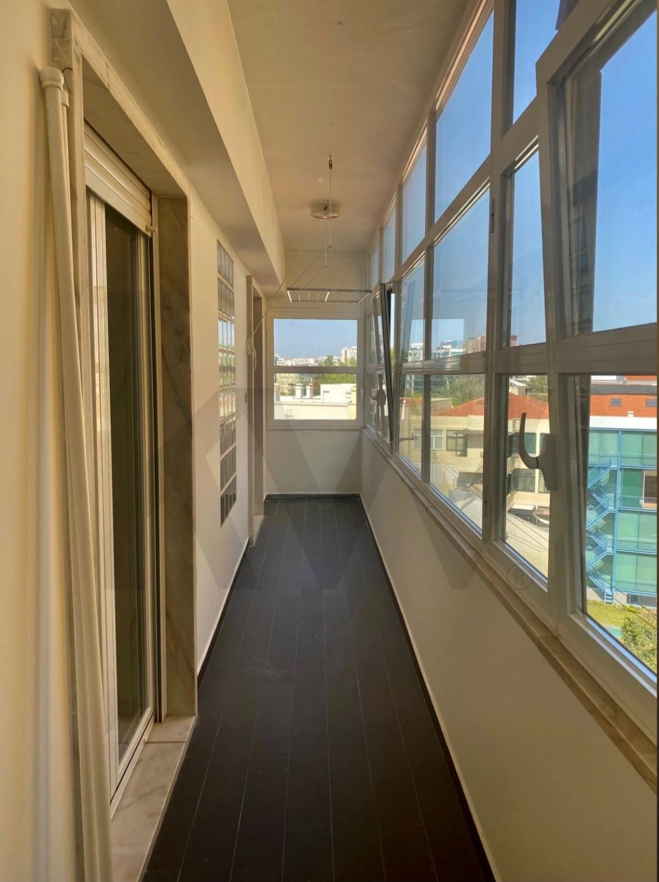 Apartamento T4 para Arrendamento em Avenidas Novas Foto 14