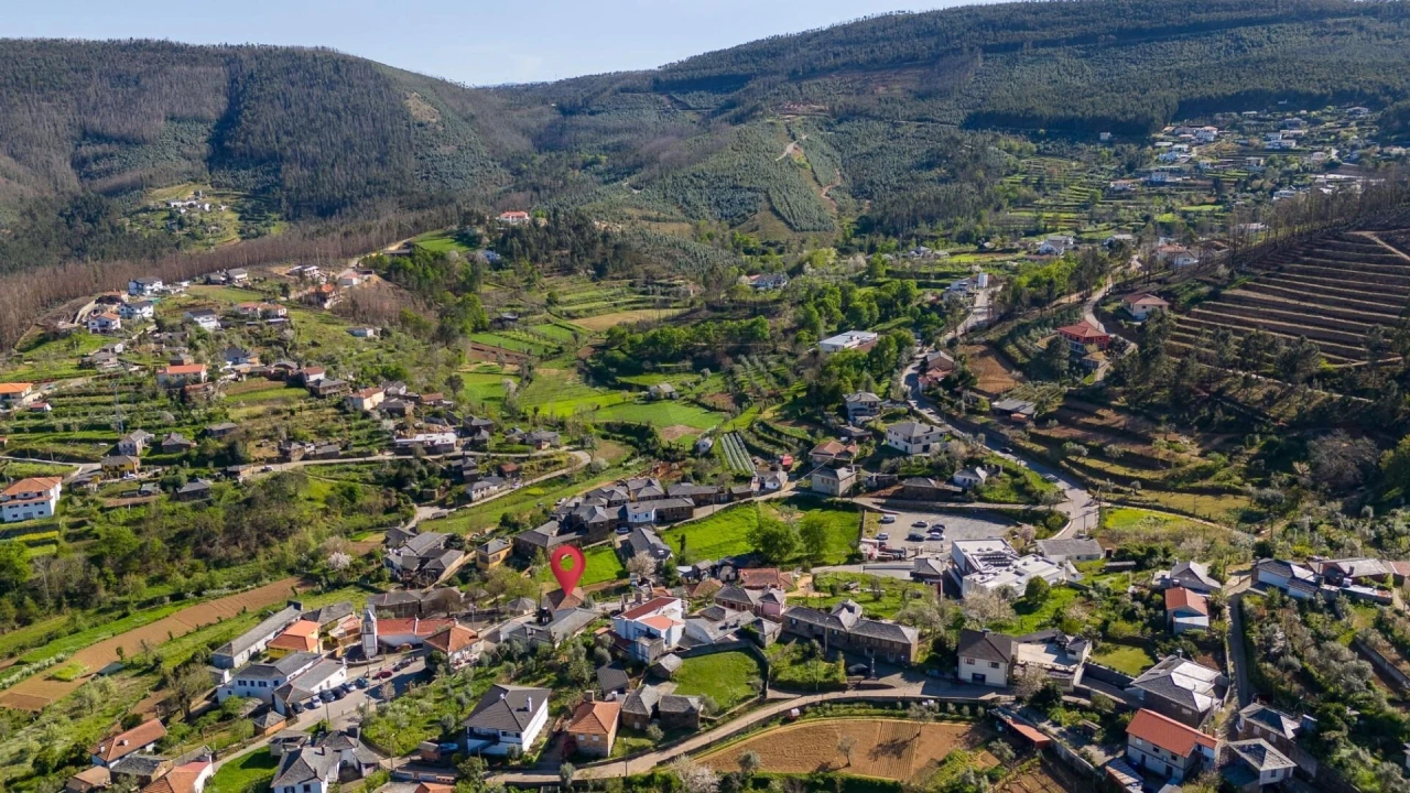 Moradia T5 para Venda em Canelas e Espiunca Foto 74