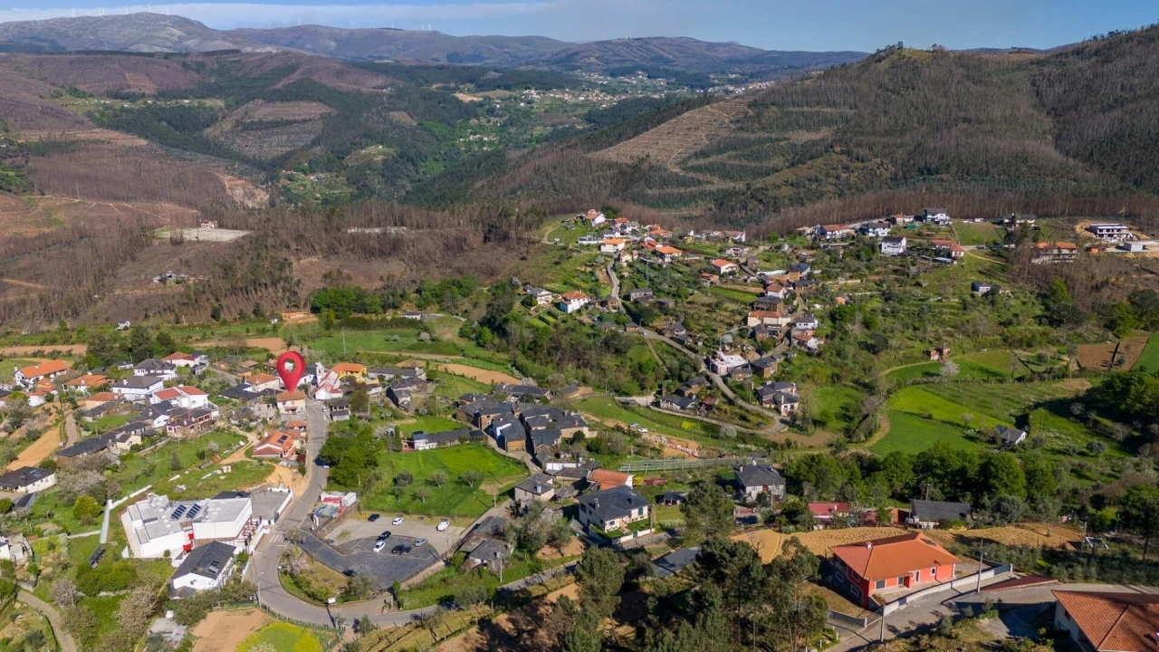 Moradia T5 para Venda em Canelas e Espiunca Foto 60