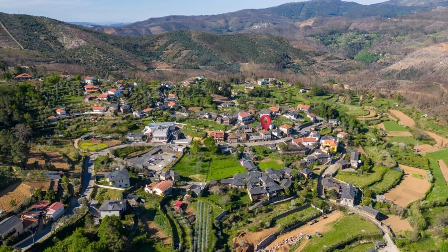 Moradia T5 para Venda em Canelas e Espiunca Foto 57