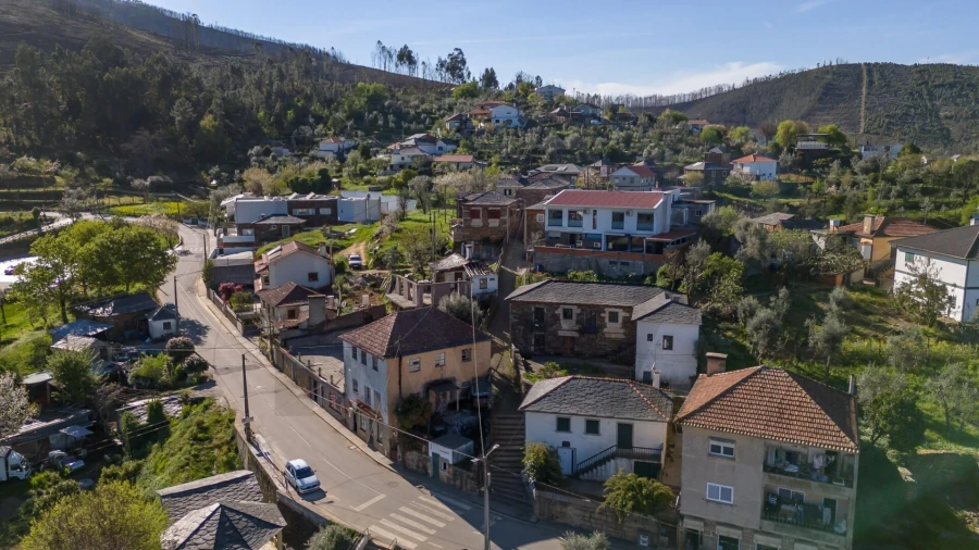 Moradia T5 para Venda em Canelas e Espiunca Foto 56
