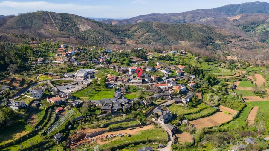 Moradia T5 para Venda em Canelas e Espiunca Foto 67