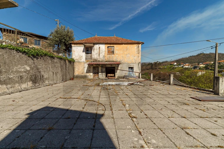 Moradia T5 para Venda em Canelas e Espiunca Foto 7