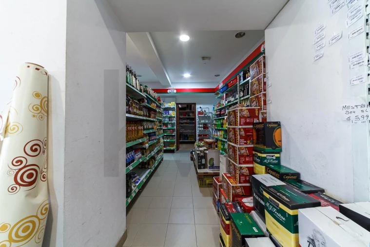 Moradia T5 para Venda em Canelas e Espiunca Foto 15