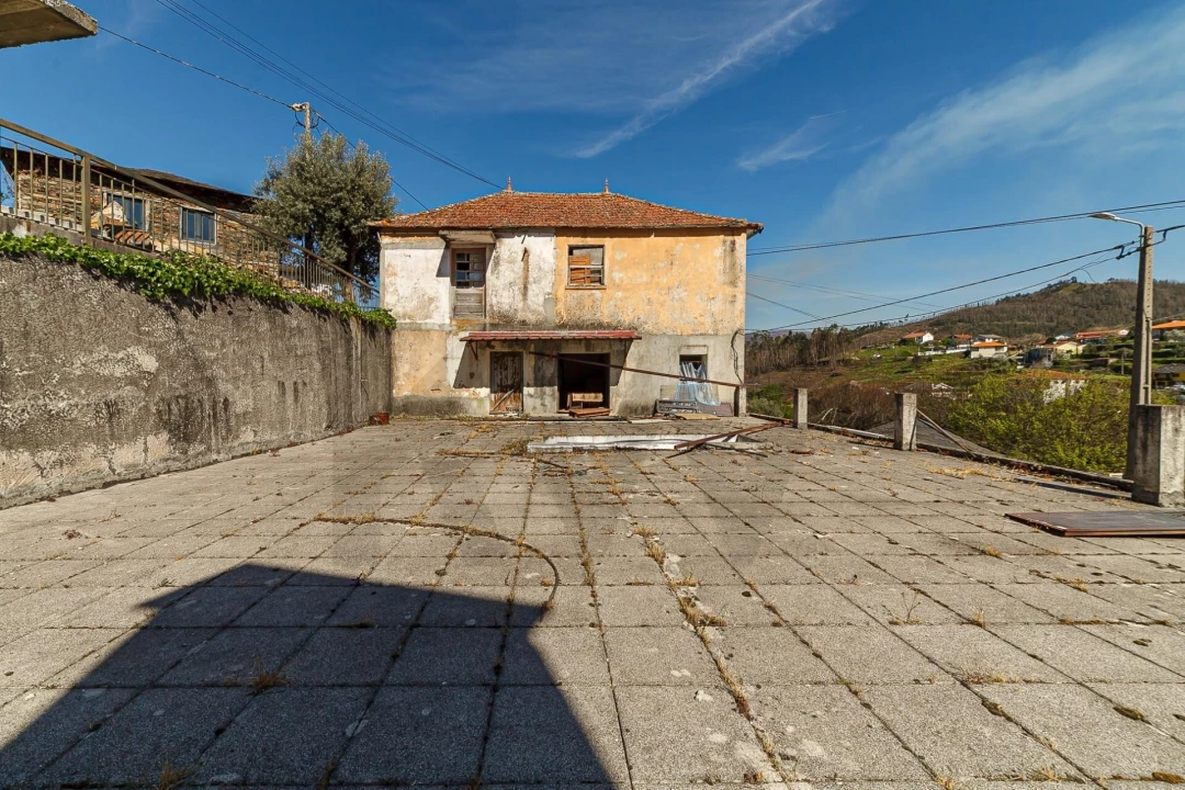 Moradia T5 para Venda em Canelas e Espiunca Foto 7
