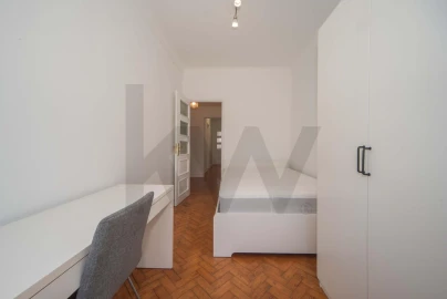 Apartamento T4 para Arrendamento em Alvalade