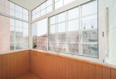 Apartamento T4 para Arrendamento em Alvalade