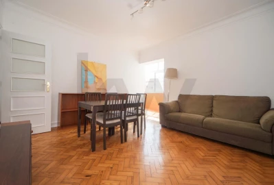 Apartamento T4 para Arrendamento em Alvalade