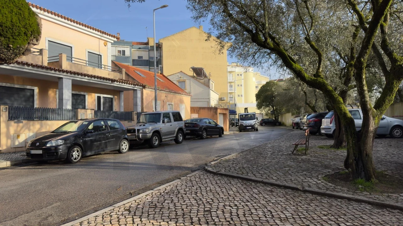 Apartamento T2 para Venda em Queluz e Belas Foto 7