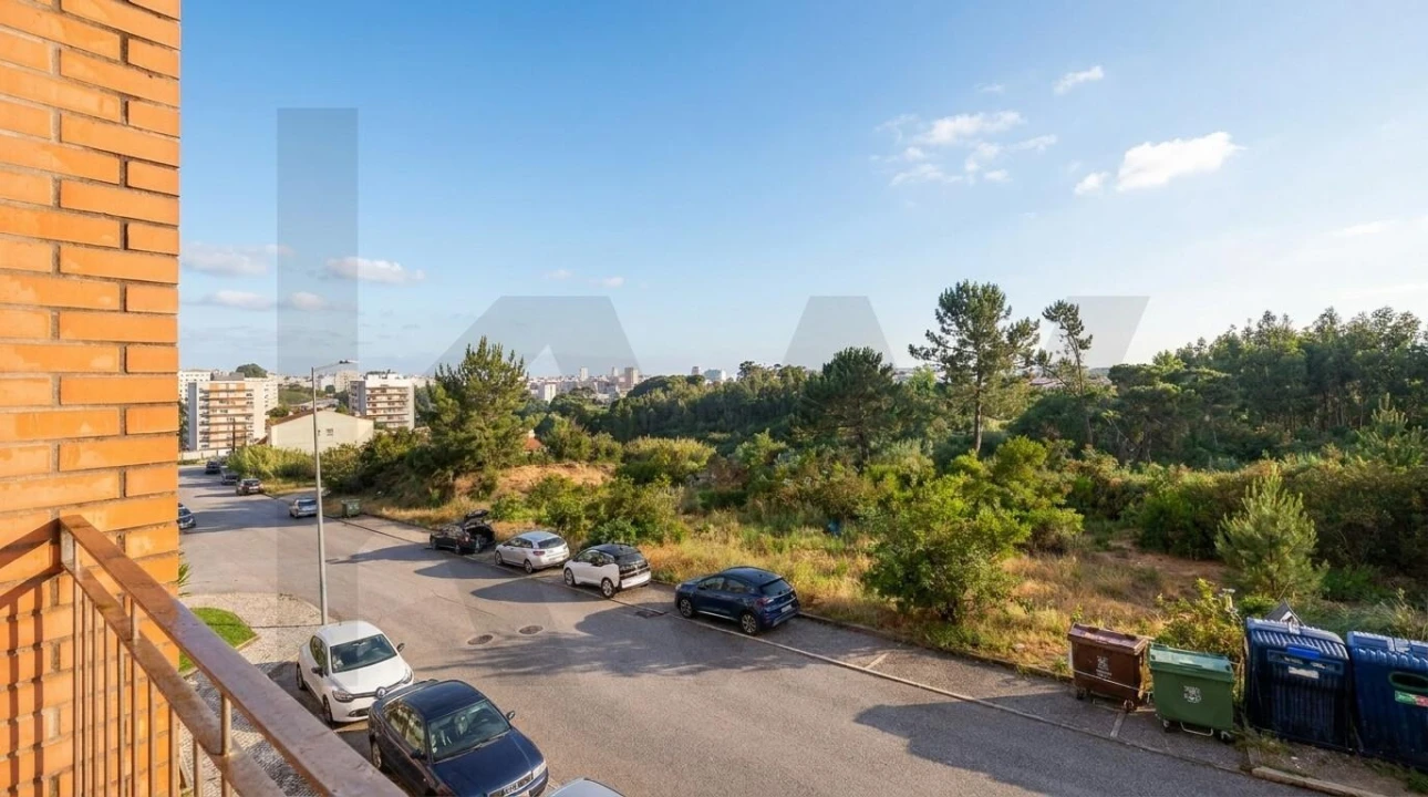 Apartamento T2 para Venda em Tavarede Foto 44