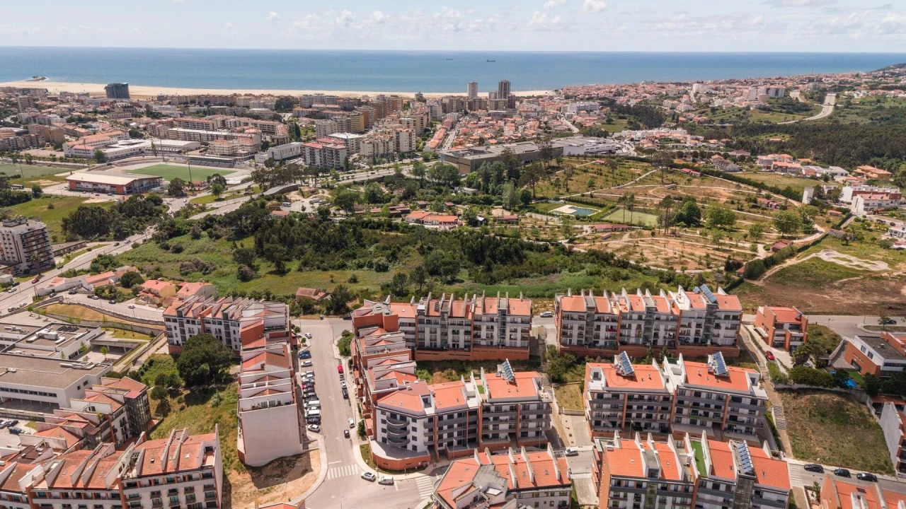 Apartamento T2 para Venda em Tavarede Foto 35