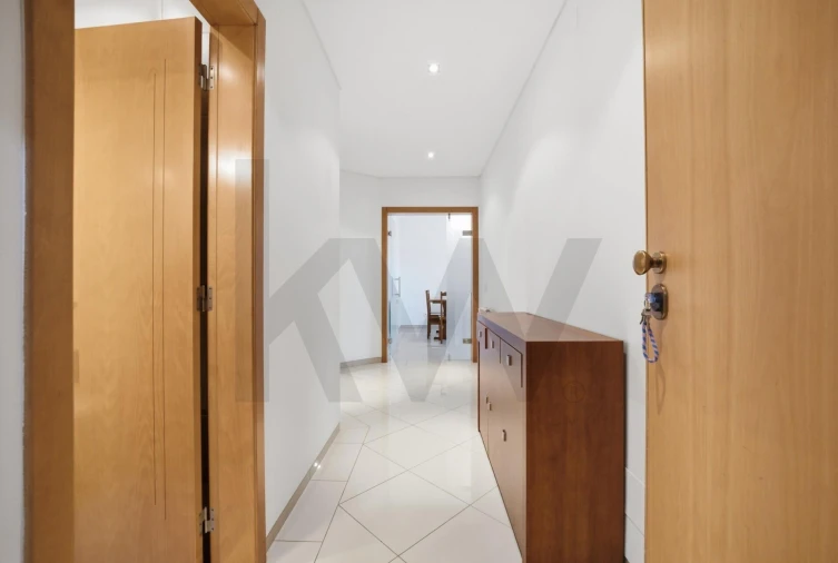 Apartamento T2 para Venda em Tavarede Foto 15