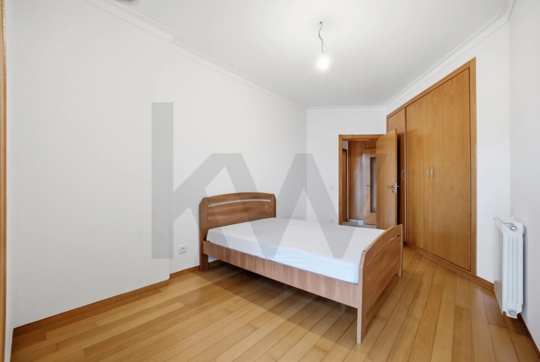 Apartamento T2 para Venda em Tavarede Foto 10