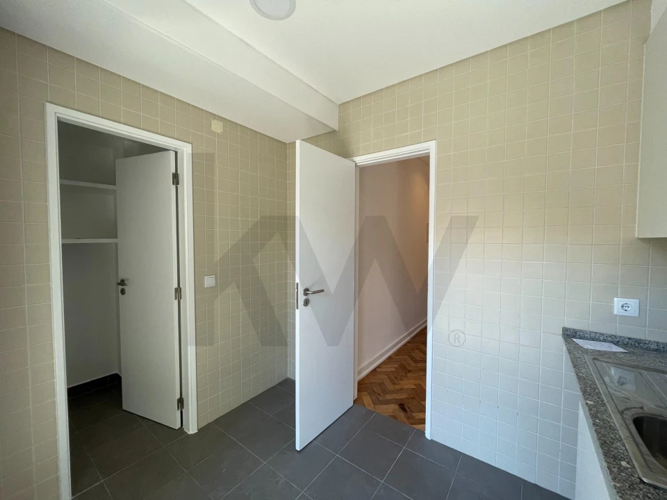 Apartamento T1 para Arrendamento em São Vicente Foto 12
