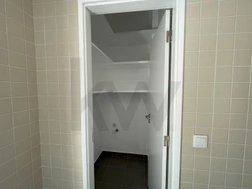 Apartamento T1 para Arrendamento em São Vicente