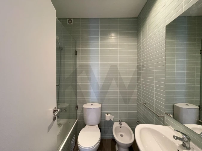Apartamento T1 para Arrendamento em São Vicente Foto 4