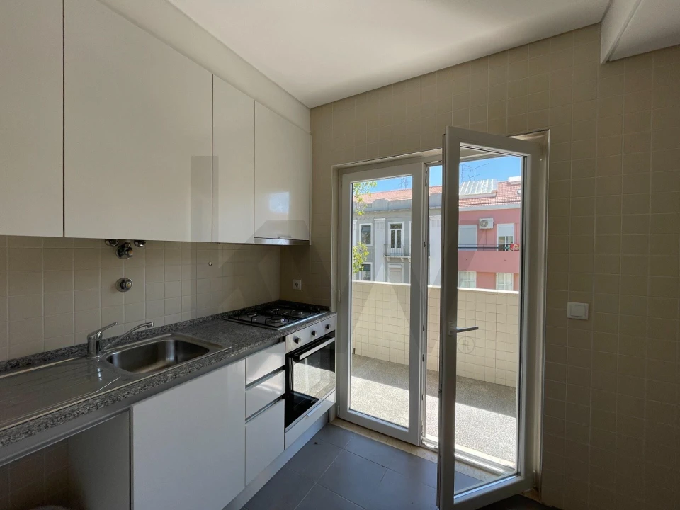 Apartamento T1 para Arrendamento em São Vicente Foto 13