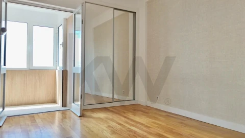 Apartamento T3 para Venda em Funchal (São Pedro)
