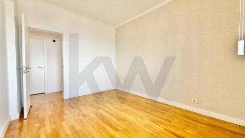 Apartamento T3 para Venda em Funchal (São Pedro)