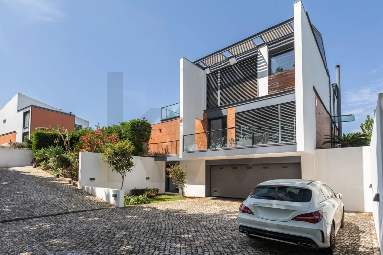 Moradia T5 para Venda em Barcarena Foto 76