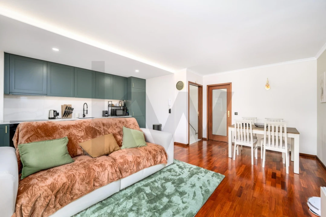 Apartamento T1 para Venda em Ramalde Foto 5