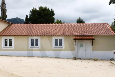 Moradia T2 para Arrendamento em São João das Lampas e Terrugem