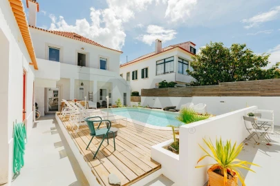 Moradia T8 para Venda em Carcavelos e Parede