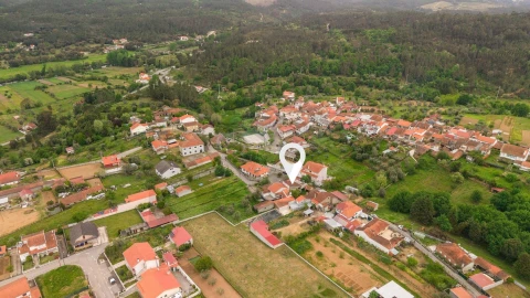 Moradia T3 para Venda em Secarias