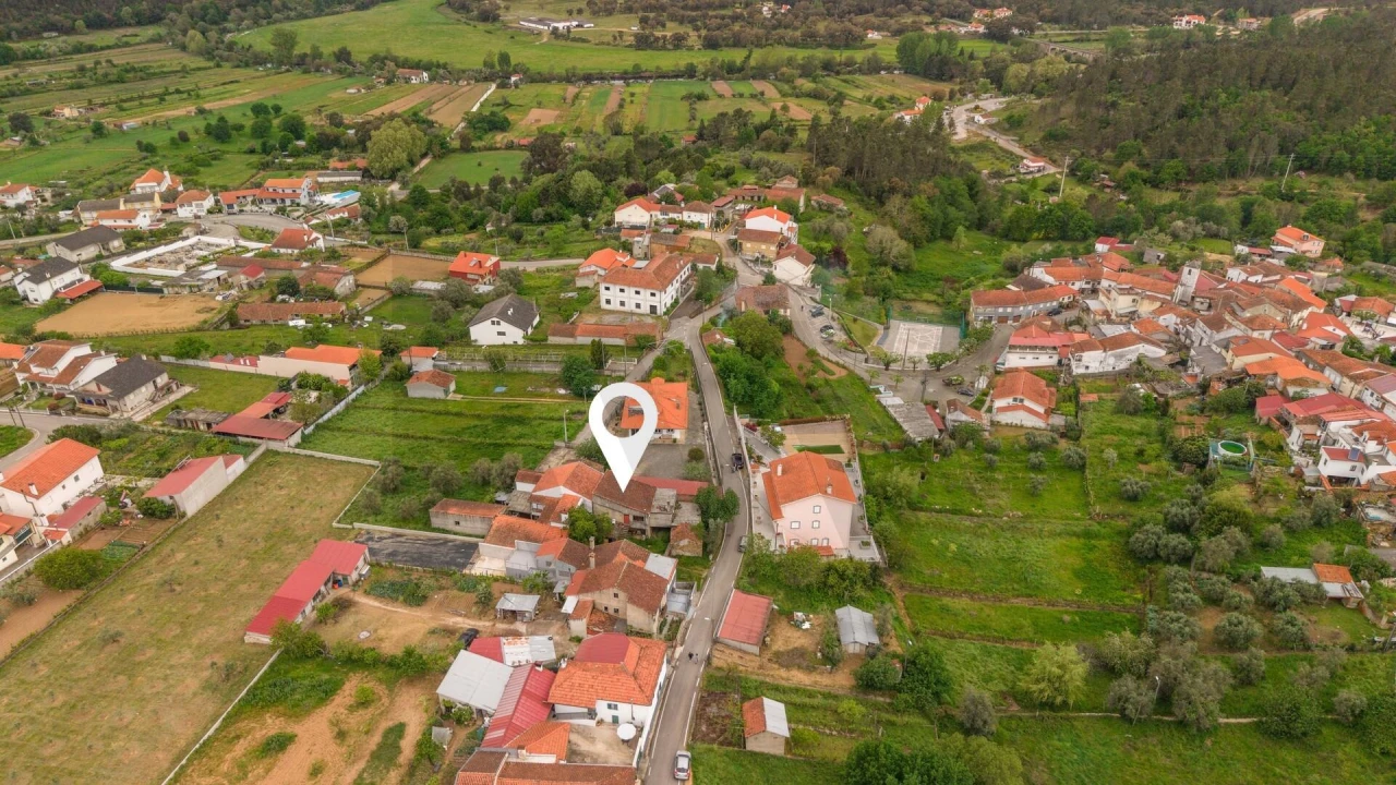 Moradia T3 para Venda em Secarias Foto 18