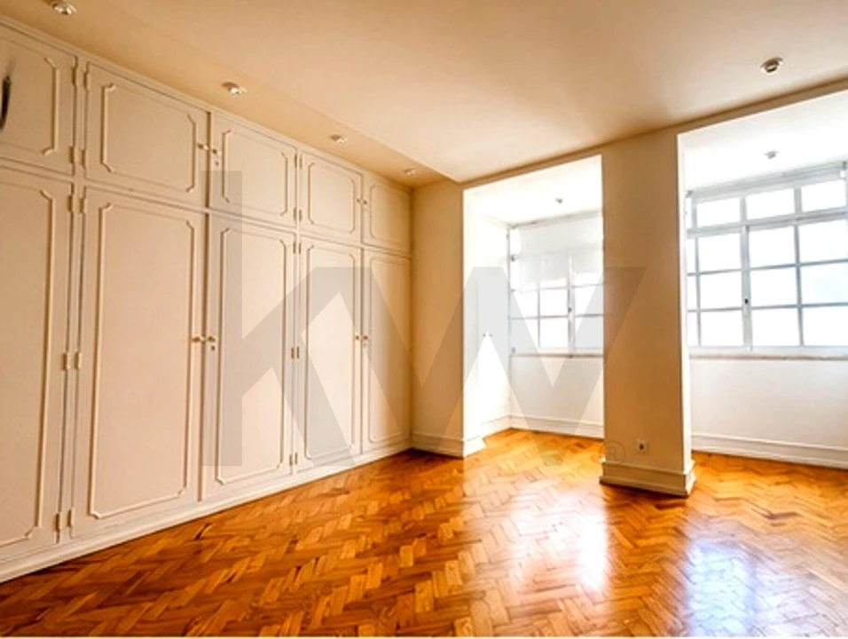 Apartamento T4 para Arrendamento em Estrela Foto 3