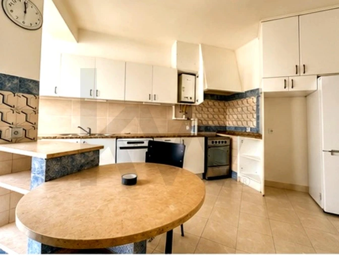 Apartamento T4 para Arrendamento em Estrela Foto 8