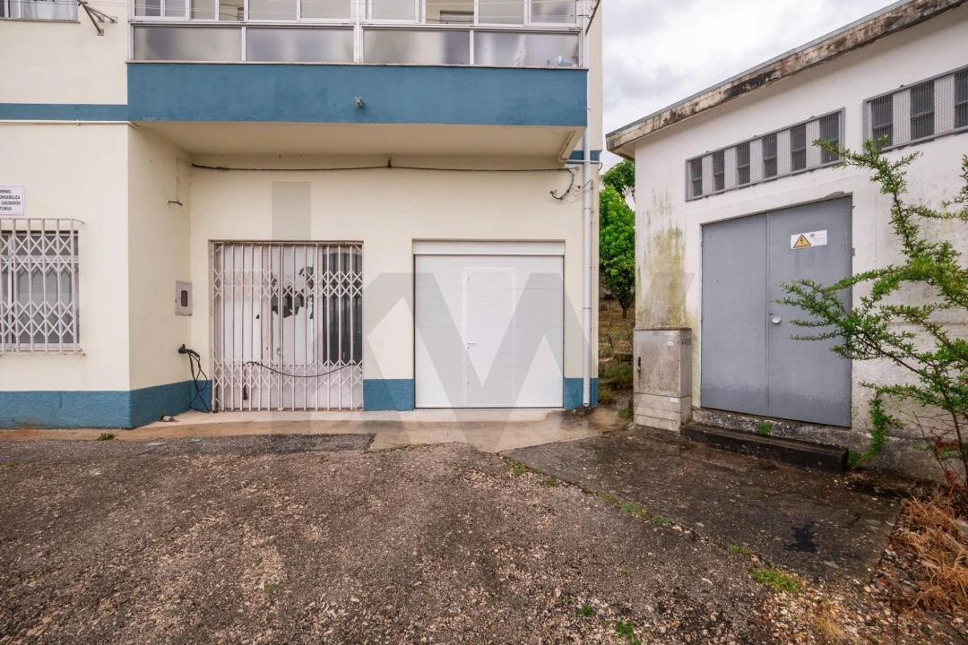 Garagem para Venda em São Martinho do Bispo e Ribeira de Frades Foto 11