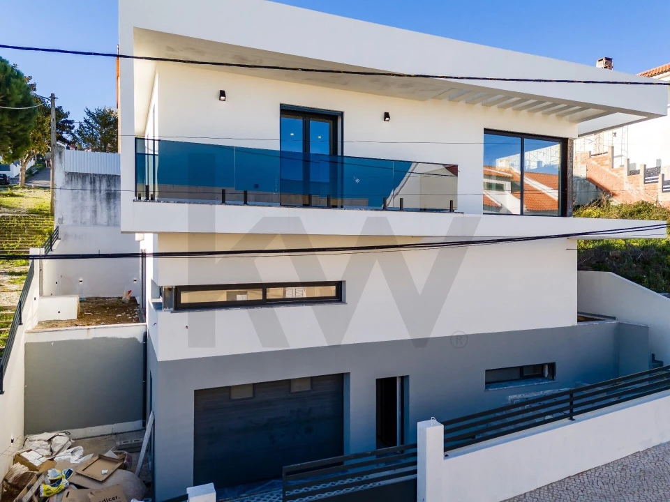 Moradia T5 para Venda em Odivelas Foto 3