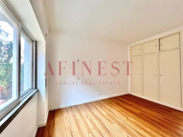Apartamento T2 para Arrendamento em Cascais e Estoril
