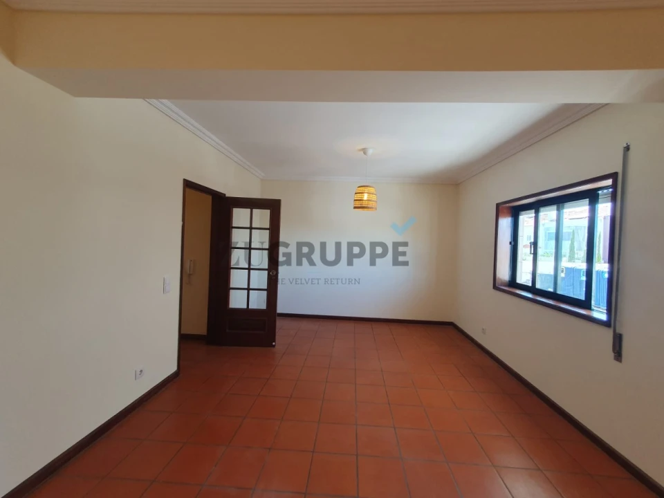 Apartamento T2 para Arrendamento em Glória e Vera Cruz Foto 4