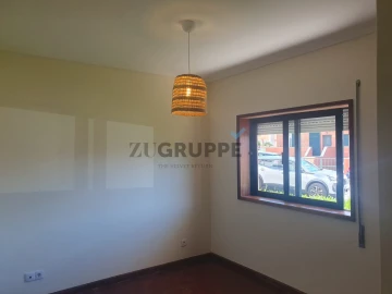 Apartamento T2 para Arrendamento em Glória e Vera Cruz