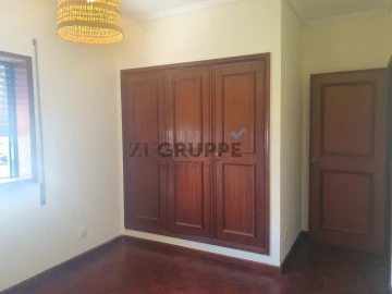 Apartamento T2 para Arrendamento em Glória e Vera Cruz