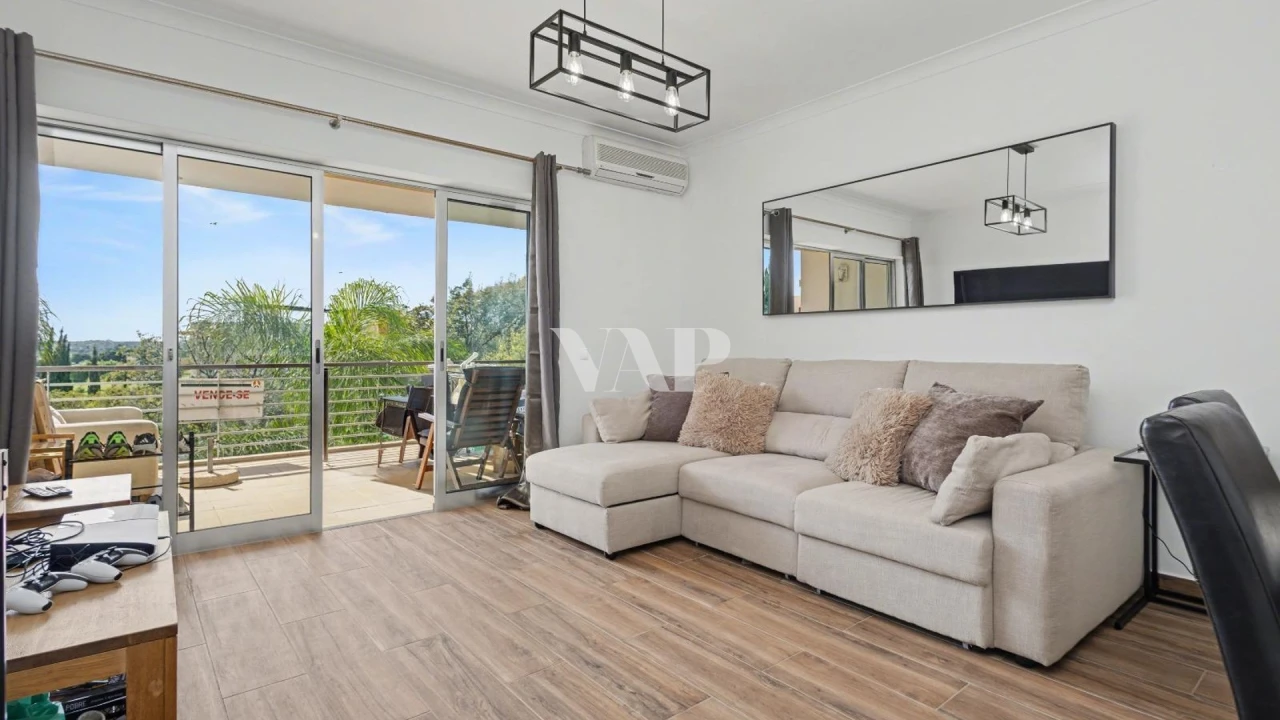 Apartamento T2 para Venda em Quarteira Foto 1