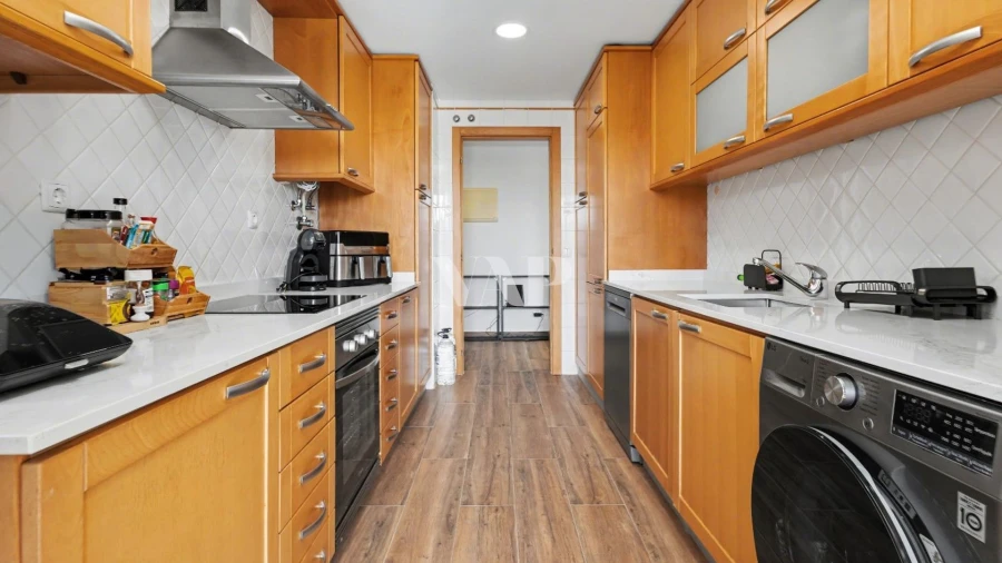 Apartamento T2 para Venda em Quarteira Foto 12