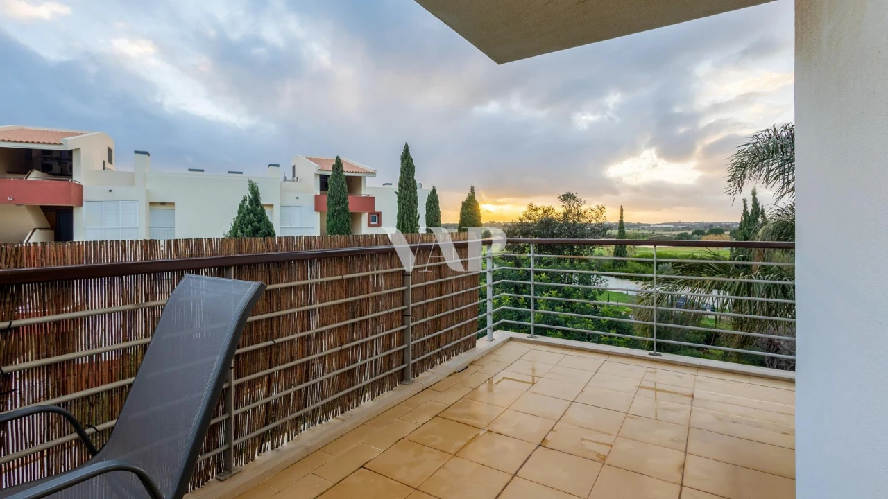 Apartamento T2 para Venda em Quarteira Foto 30