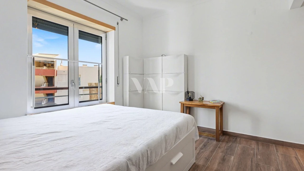 Apartamento T2 para Venda em Quarteira Foto 24