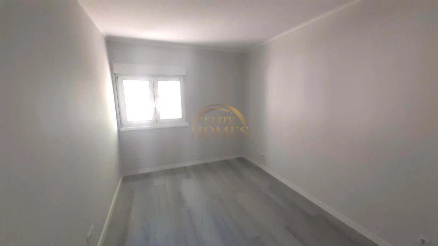 Apartamento T3 para Venda em Laranjeiro e Feijó Foto 15